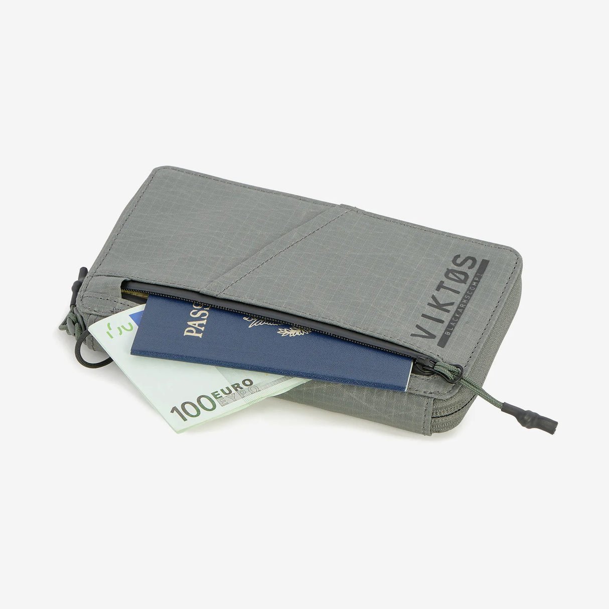 Viktos Accy Upscale Travel Wallet