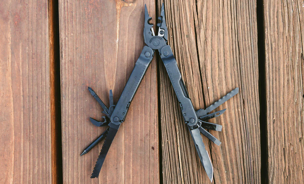 Leatherman Super Tool 300M Multi-Tool (Black Oxide w/ MOLLE Sheath)
