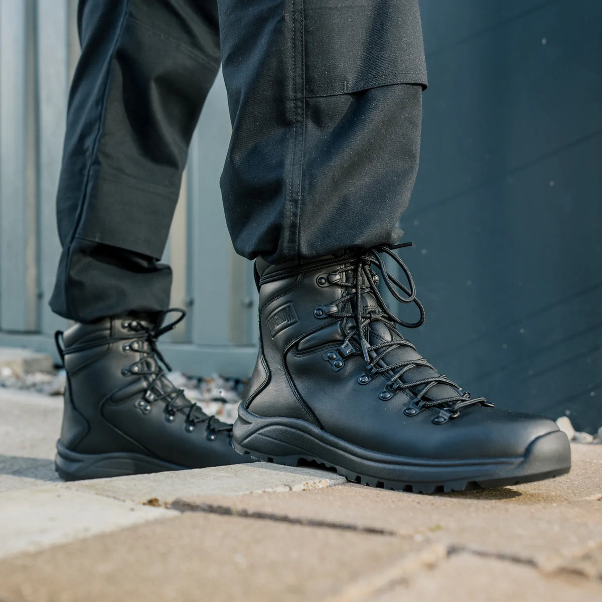 Magnum Guardian Response 8.0 Boots