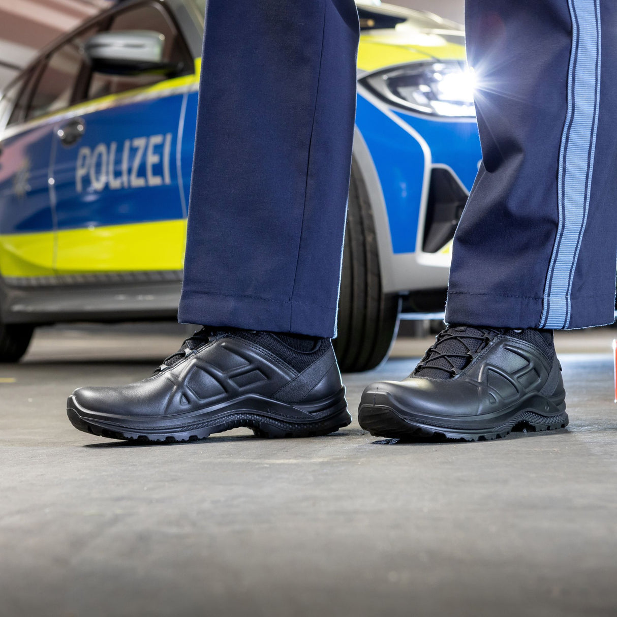 HAIX Black Eagle Tactical Pro 2.1 GTX Mid Boots (Black)