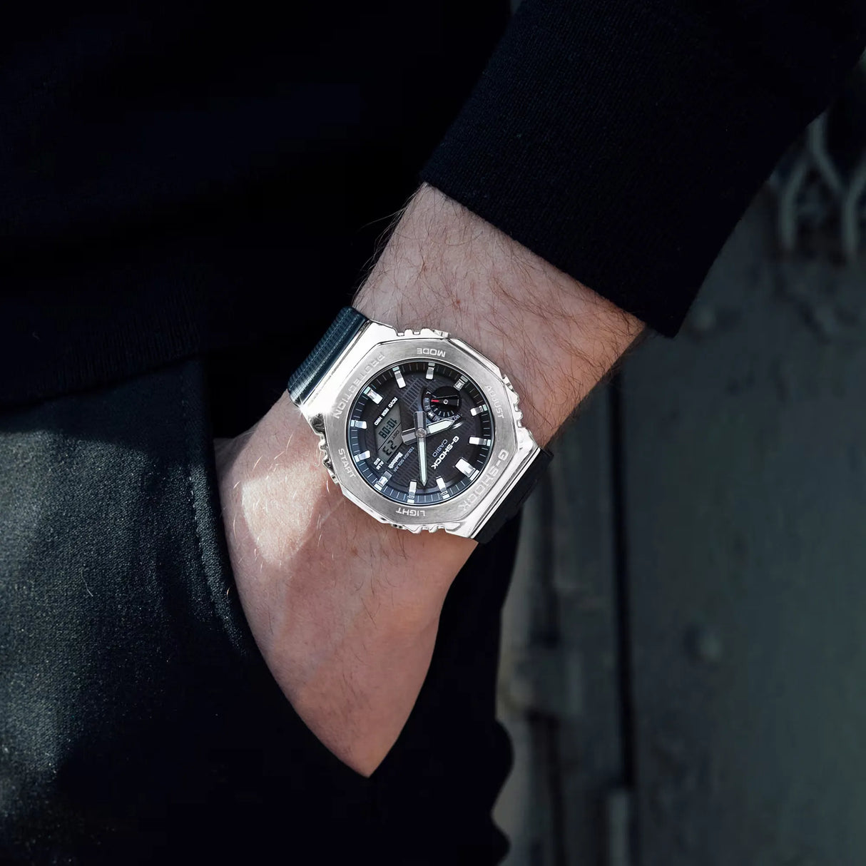 Casio G-SHOCK 2100 Series Steel Bluetooth Tough Solar Watch (GBM-2100-1AER)