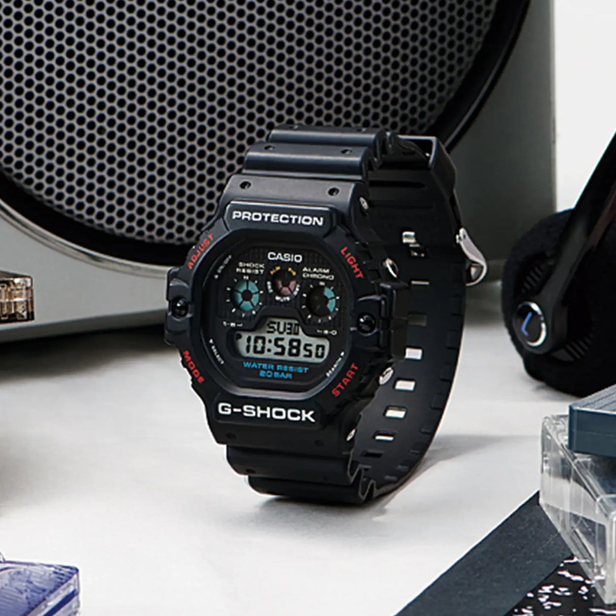 Casio G-SHOCK 5900 Series Triple Graph Water Resist Digital Watch (DW-5900U-1ER)