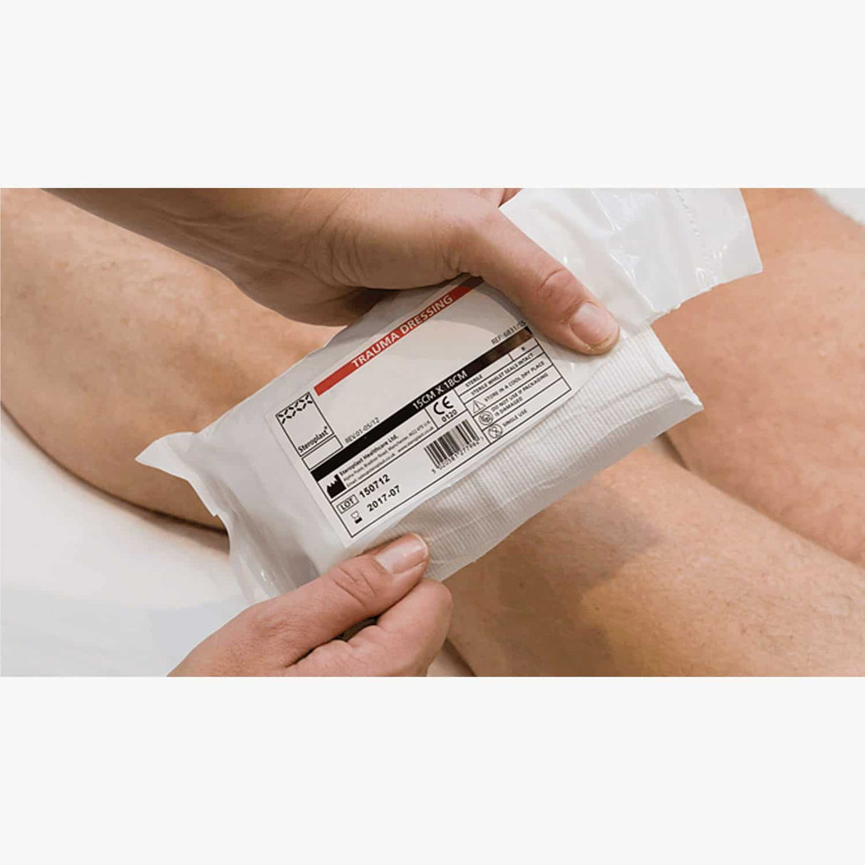 Trauma Dressing (10 x 18cm Pad) 3