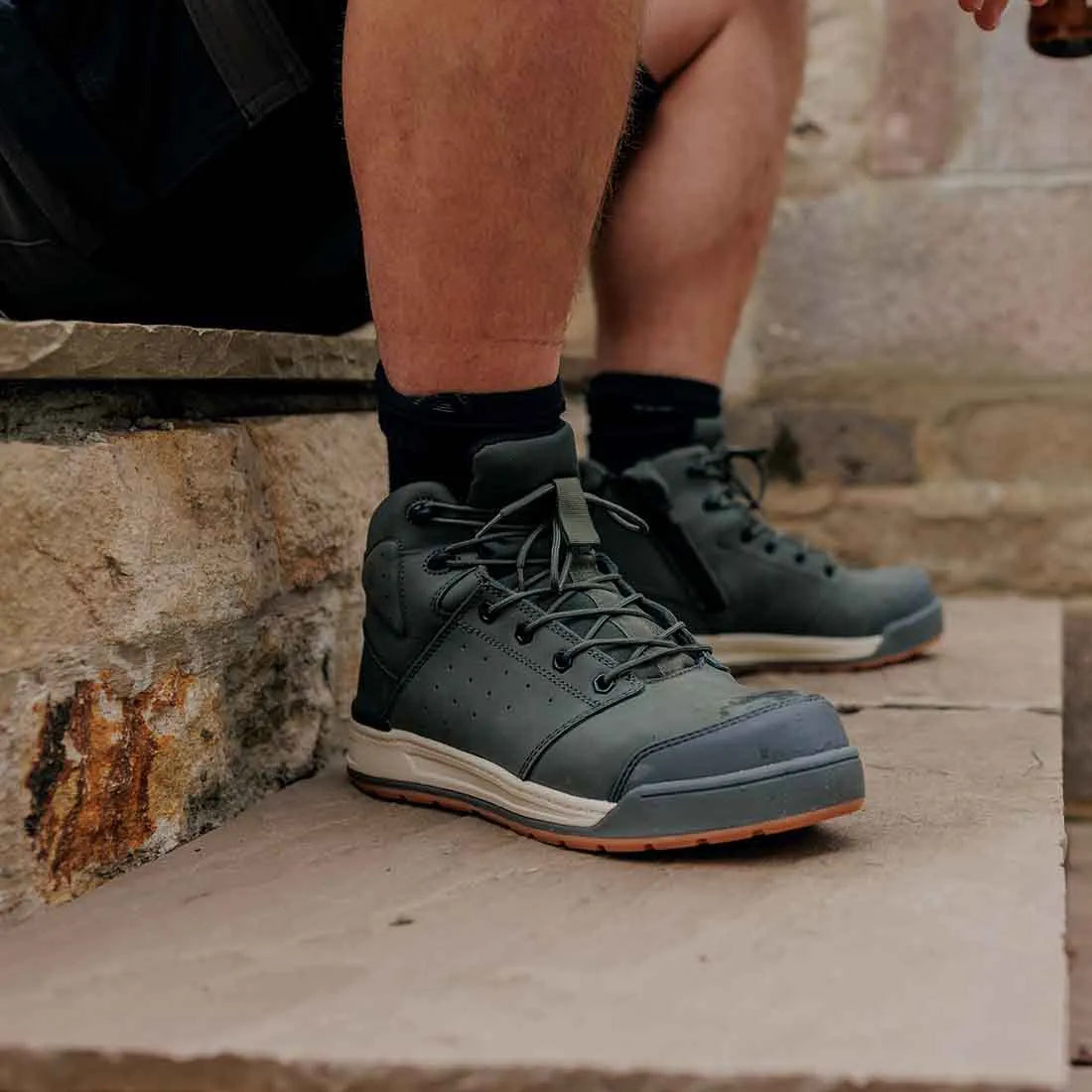 Hard Yakka 3056 Lace Zip Safety Boot